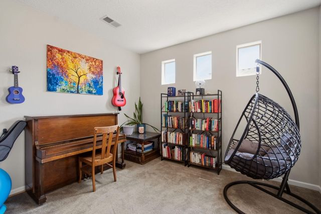 9015 Retablo Road NW, Albuquerque, NM 87120