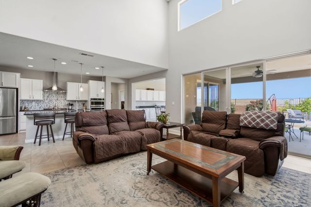 9015 Retablo Road NW, Albuquerque, NM 87120