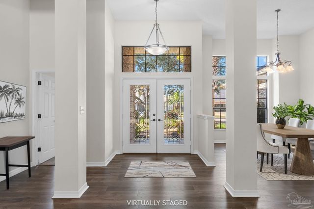 2660 Masters Blvd, Navarre, FL 32566