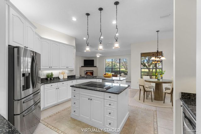 2660 Masters Blvd, Navarre, FL 32566