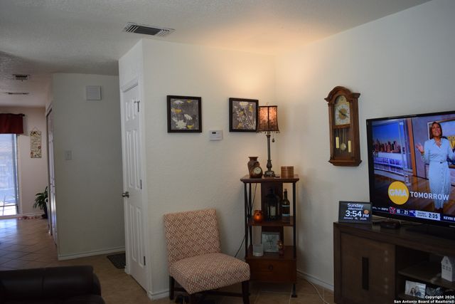 313 Nell Deane, Schertz, TX 78154