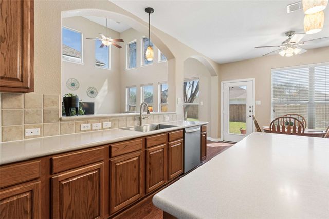 10210 Fairway Vista Drive, Rowlett, TX 75089