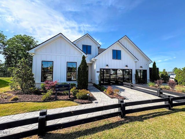 5104 Fountainbridge Court 59, Raleigh, NC 27610