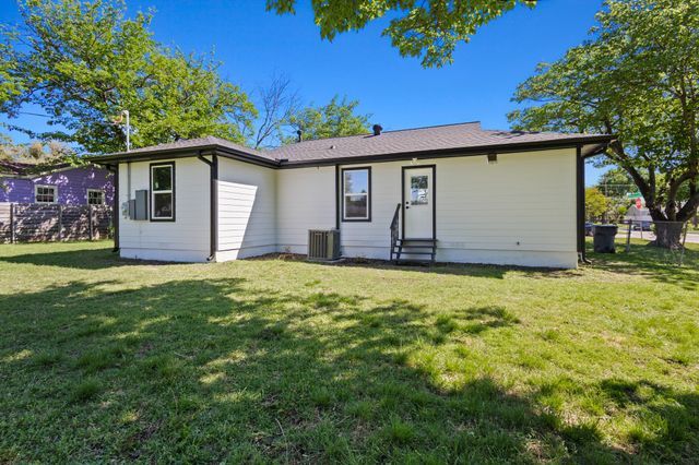 3435 Poinsettia Drive, Dallas, TX 75211