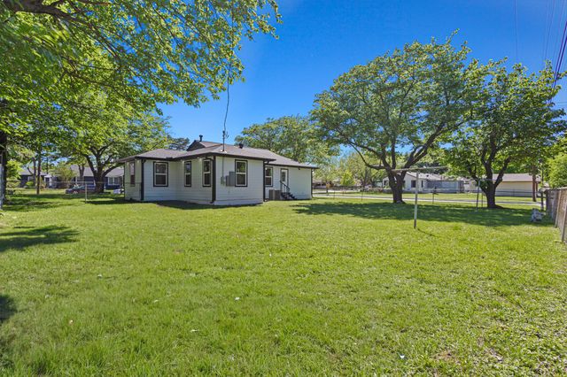 3435 Poinsettia Drive, Dallas, TX 75211