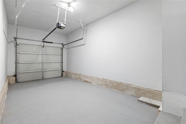 3435 Poinsettia Drive, Dallas, TX 75211