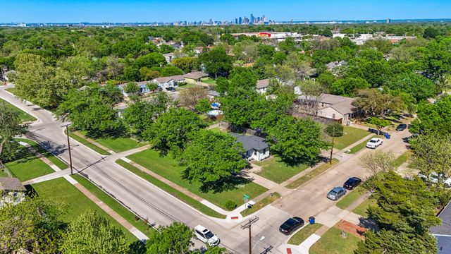 3435 Poinsettia Drive, Dallas, TX 75211