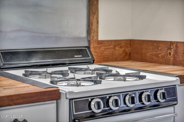 70 Fourth Street, Silver City, NV 89428