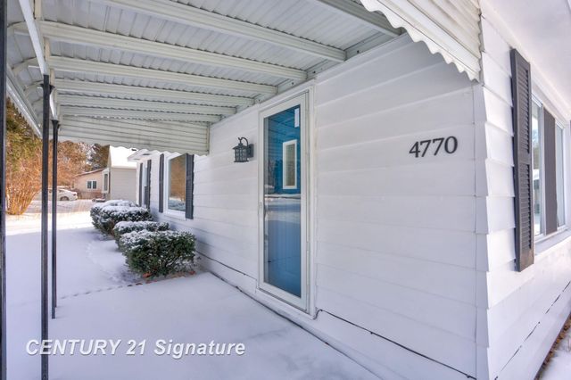 4770 King Road, Bridgeport Twp, MI 48601