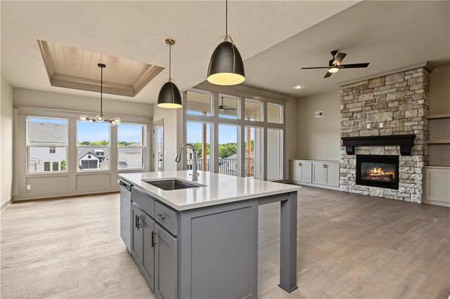 23903 Clear Creek Parkway, Shawnee, KS 66226