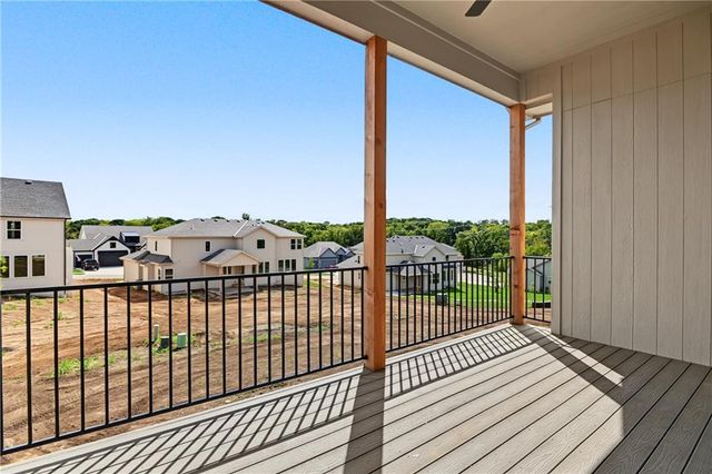 23903 Clear Creek Parkway, Shawnee, KS 66226