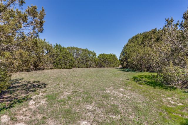 9116 Hilltop Drive, Cleburne, TX 76033