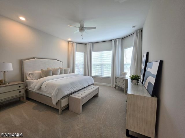 15719 Cortina ST, Naples, FL 34114