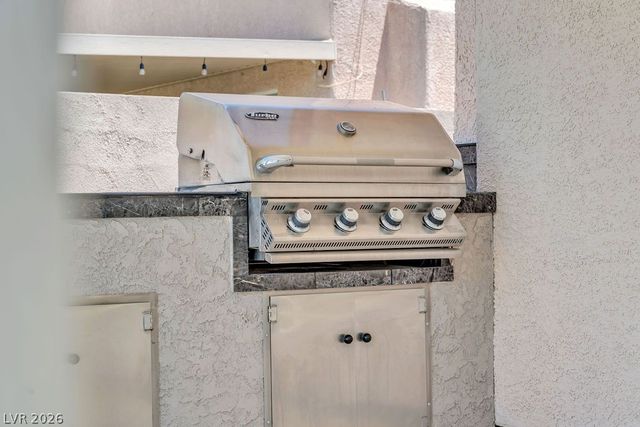 9004 Meisenheimer Avenue, Las Vegas, NV 89143