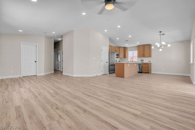 9004 Meisenheimer Avenue, Las Vegas, NV 89143