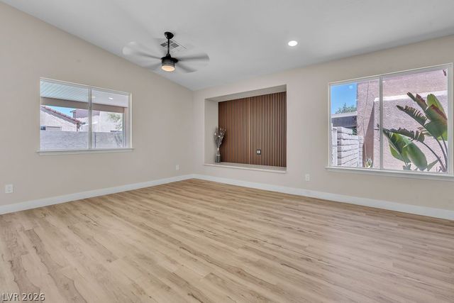 9004 Meisenheimer Avenue, Las Vegas, NV 89143