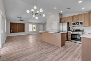 9004 Meisenheimer Avenue, Las Vegas, NV 89143