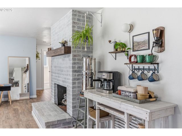 305 HOLLYBERRY St, Woodland, WA 98674