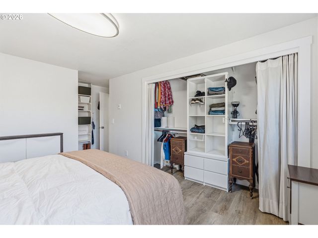 305 HOLLYBERRY St, Woodland, WA 98674