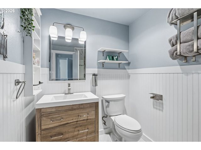 305 HOLLYBERRY St, Woodland, WA 98674