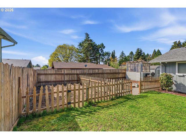 305 HOLLYBERRY St, Woodland, WA 98674
