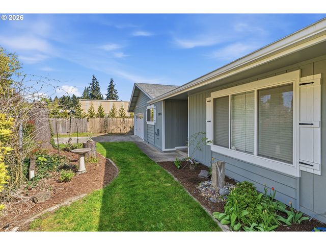 305 HOLLYBERRY St, Woodland, WA 98674