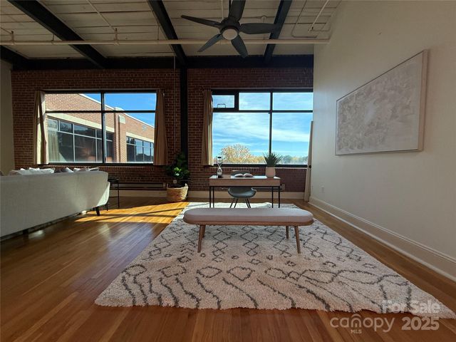 310 Arlington Avenue 422, Charlotte, NC 28203