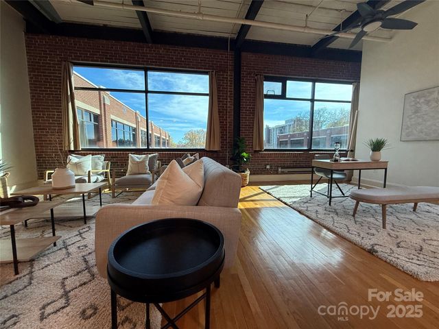 310 Arlington Avenue 422, Charlotte, NC 28203