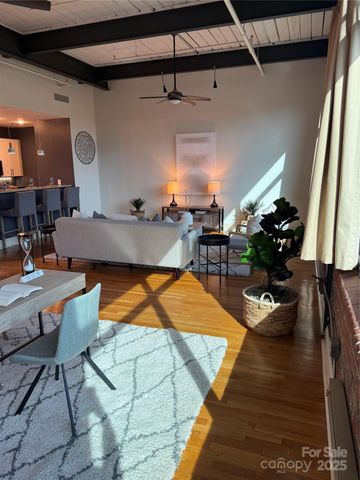 310 Arlington Avenue 422, Charlotte, NC 28203