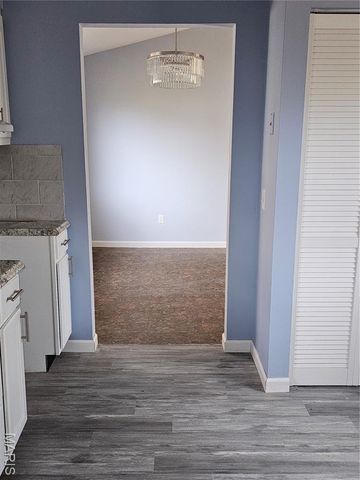 35 Lilac Street, Glen Carbon, IL 62034