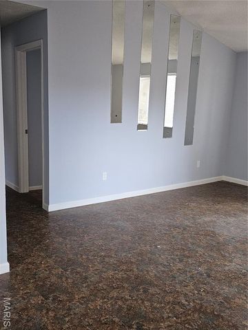 35 Lilac Street, Glen Carbon, IL 62034