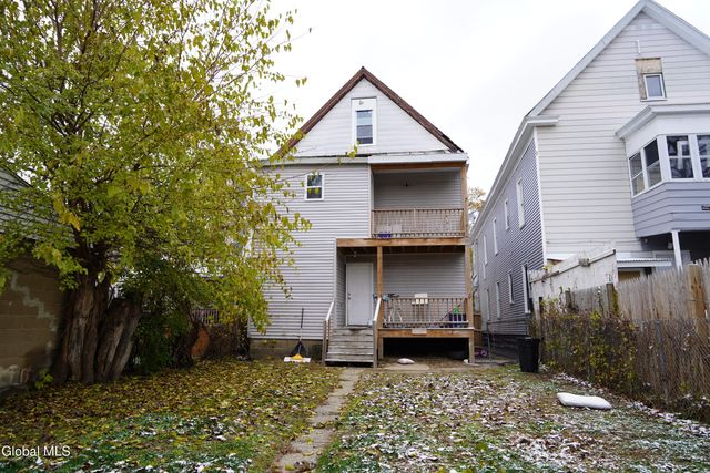 114 Victory Avenue, Schenectady, NY 12307