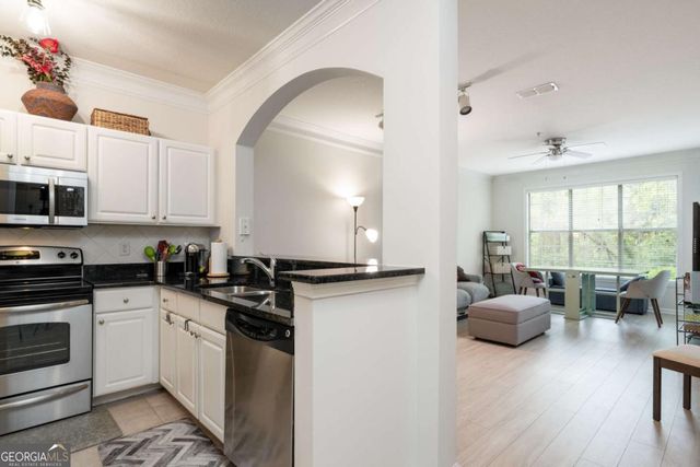 1128 Westchester Ridge NE, Brookhaven, GA 30329