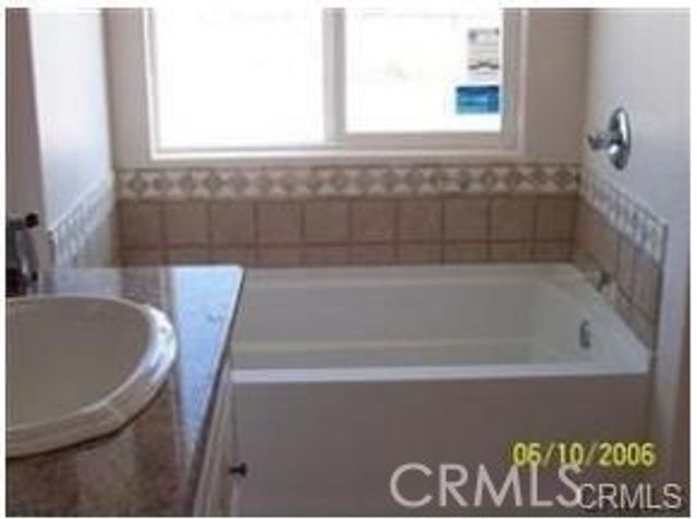 15542 Kiamichi, Apple Valley, CA 92307