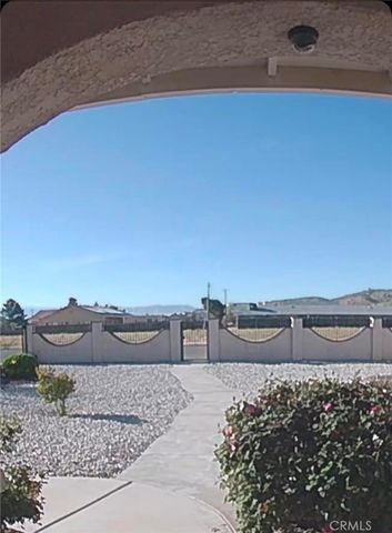 15542 Kiamichi, Apple Valley, CA 92307