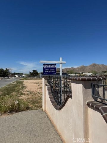 15542 Kiamichi, Apple Valley, CA 92307