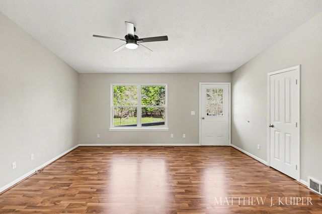 6901 Evanston Avenue, Muskegon, MI 49442