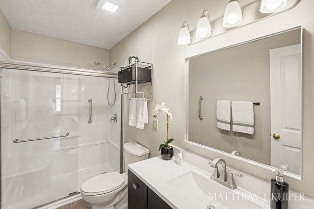 6901 Evanston Avenue, Muskegon, MI 49442