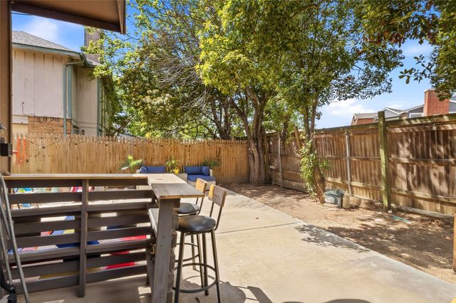 412 Victoria, Grand Prairie, TX 75052