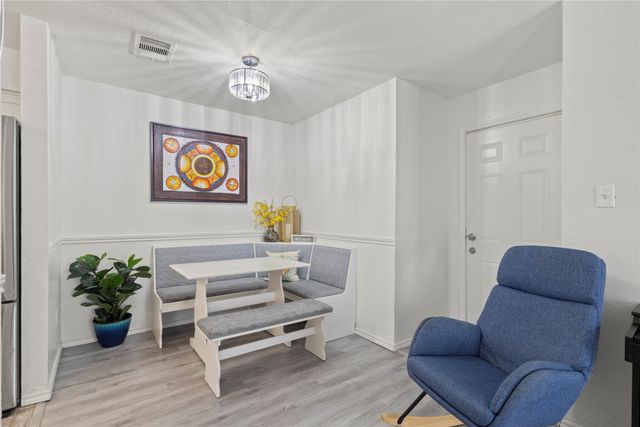 412 Victoria, Grand Prairie, TX 75052