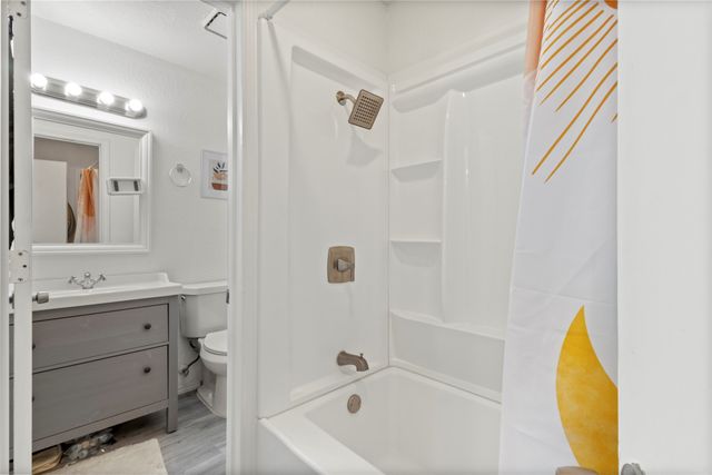 412 Victoria, Grand Prairie, TX 75052