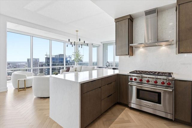 150 E ROBINSON STREET 30C, Orlando, FL 32801