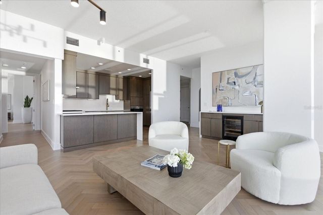 150 E ROBINSON STREET 30C, Orlando, FL 32801