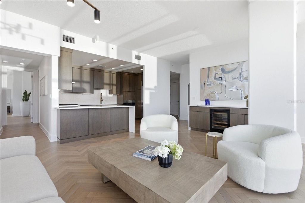 Image 4 of property listing at 150 E ROBINSON STREET 30C-2, Orlando, FL 32801