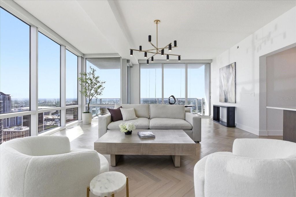 Image 5 of property listing at 150 E ROBINSON STREET 30C-2, Orlando, FL 32801