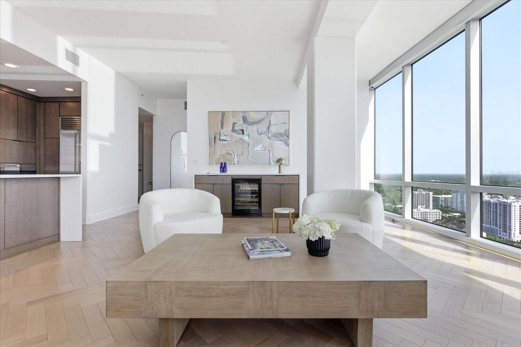 Image 6 of property listing at 150 E ROBINSON STREET 30C-2, Orlando, FL 32801