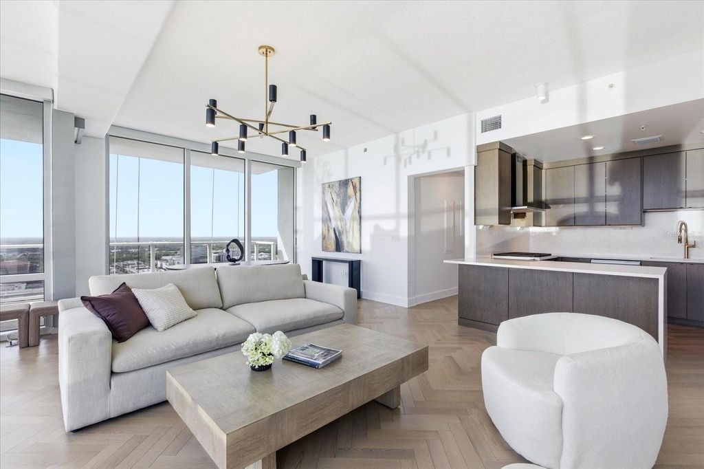 Image 9 of property listing at 150 E ROBINSON STREET 30C-2, Orlando, FL 32801