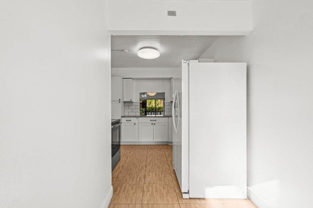 5975 Forest Hill Boulevard 106, West Palm Beach, FL 33415