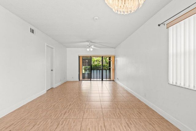 5975 Forest Hill Boulevard 106, West Palm Beach, FL 33415