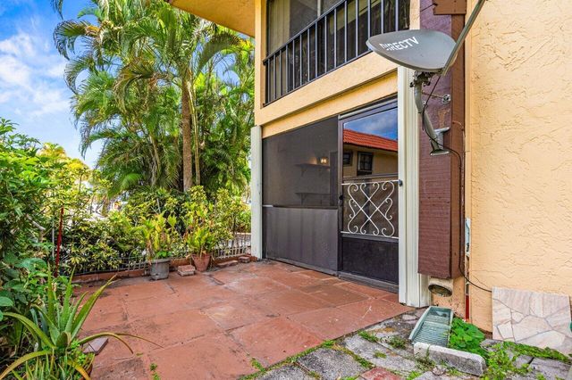 5975 Forest Hill Boulevard 106, West Palm Beach, FL 33415